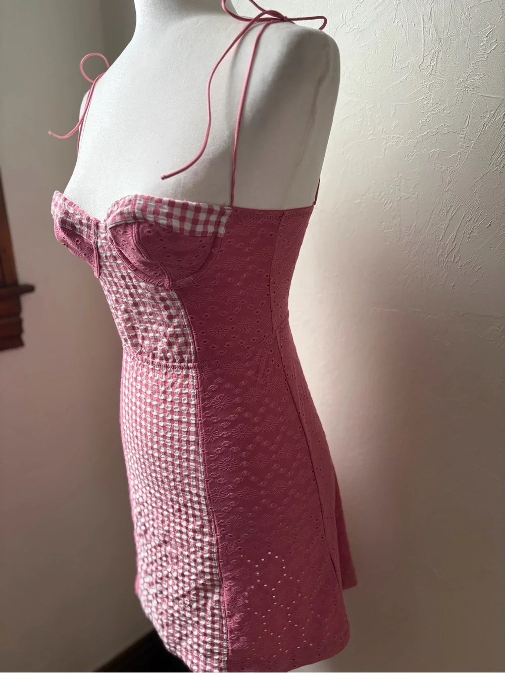 Urban Outfitters Pink Gingham Corset Mini Dress Eyelet Bustier SP - Picture 8 of 15